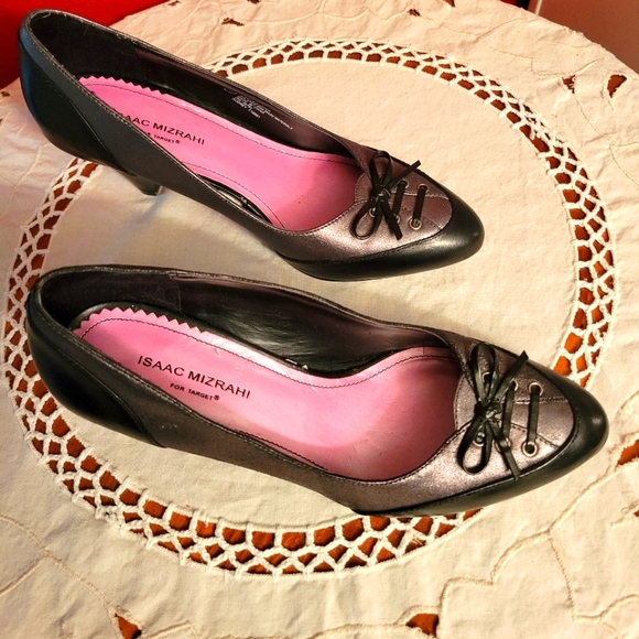 Isaac Mizrahi Shoes - ISSAC MIZRAHI Shoes - Size 7 - Black & Pewter